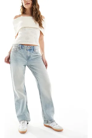 Bershka Mid rise straight leg jeans in bleach wash