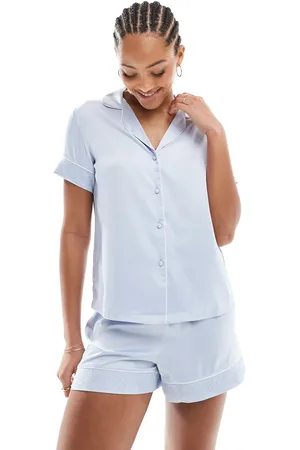 Chelsea Peers Bridesmaid satin short sleeve revere and shorts set in