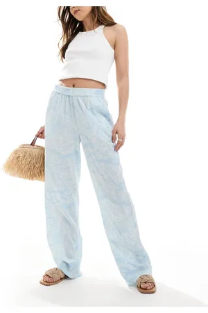VERO MODA Wide leg pull on pants in pale blue floral print