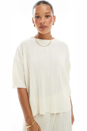 ONLY Boxy plisse t-shirt in buttermilk (part of a set)-Neutral