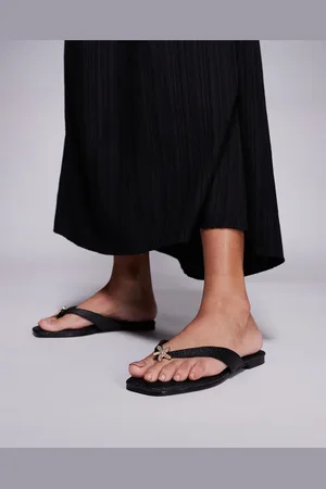 South Beach Thongs with starfish embellishment in