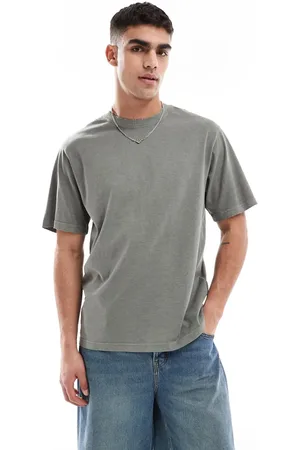 Only & Sons Distressed t-shirt in khaki-White
