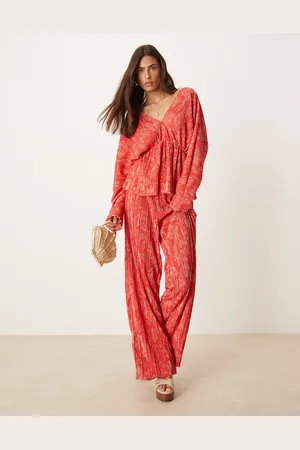 Y.A.S Floral printed plisse pants in red and pink (part of a set)