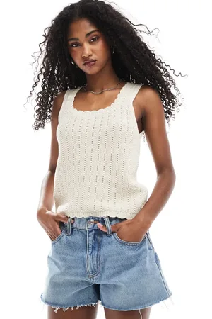 ASOS Knitted tank top with scalloped edge in -White