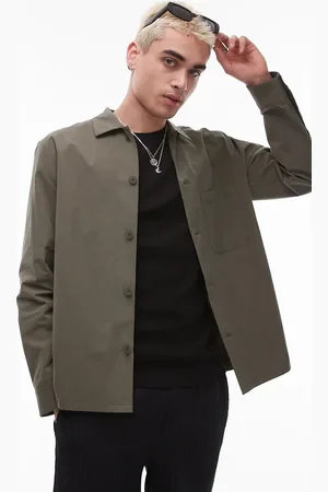 ARKET Heavy poplin overshirt with button front in washed khaki-Green
