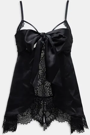 Ann Summers Unwrap me babydoll set with crotchless lingerie thong in