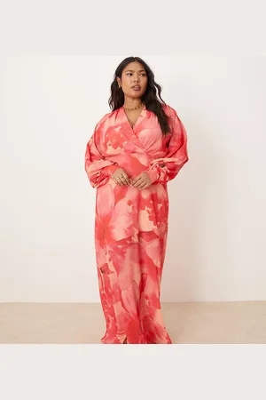 Pretty Lavish Batwing maxi dress in oversized floral-Pink