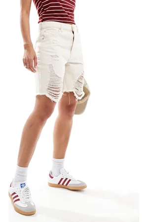 ONLY High waisted destroyed jorts in ecru-White