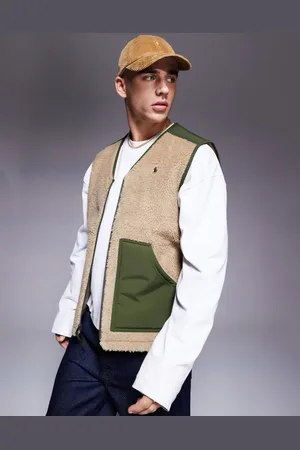Ralph Lauren Icon logo sherpa borg vest in khaki / green-Brown