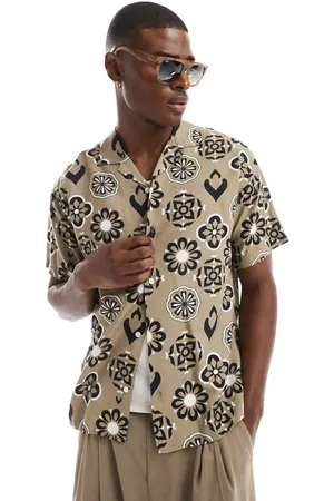 JACK & JONES Revere collar geo short sleeve shirt in beige-Neutral