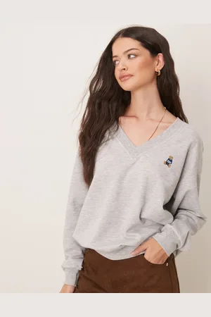 Gina Tricot Relaxed fit v neck sweater with teddy bear graphic in