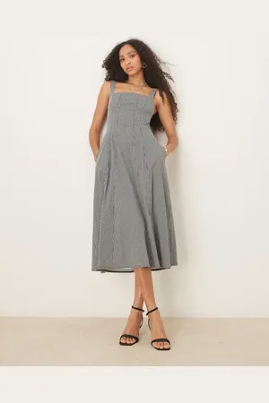 Abercrombie & Fitch Flowy midi dress in black