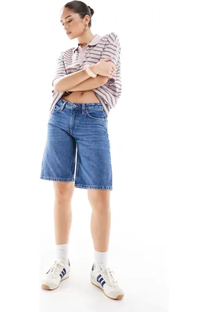 Monki Imoo low waist denim jorts in wash