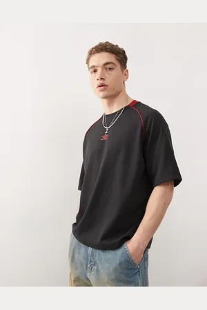 Umbro Panelled mesh t-shirt in
