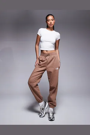 The North Face Essential logo relaxed cuff trackies in