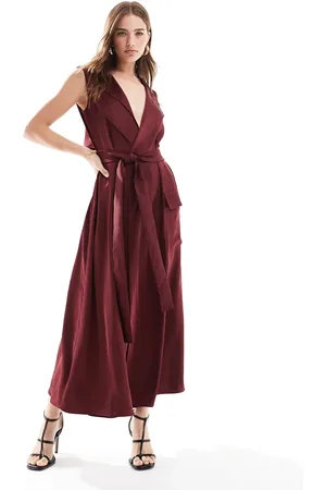 Bardot Midi dress in -Red