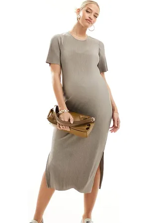 Mama;licious Mamalicious Maternity short sleeved plisse midi dress in -Neutral