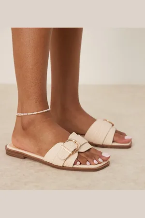 Raid Nikola buckle flat sandals in -Neutral