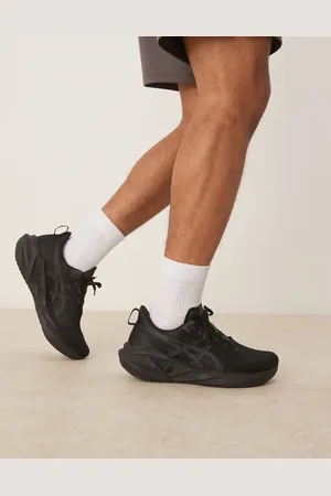 Asics Novablast 5 running trainers in and carrier grey