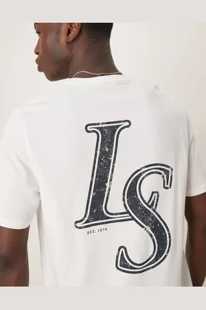 Lyle & Scott Emblem graphic t-shirt in