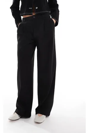 Bershka Pleated front wide leg tailored pants in