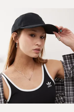 adidas Premium Essentials cap in