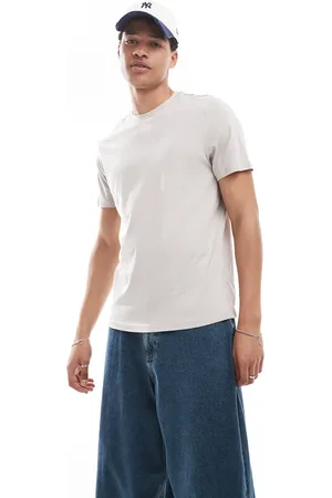 New Look Regular fit t-shirt in -Neutral