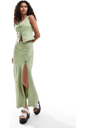 Kiss The Sky Floral jacquard maxi skirt in