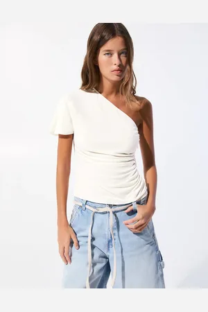 Pull&Bear One shoulder ruched short sleeve top in -White