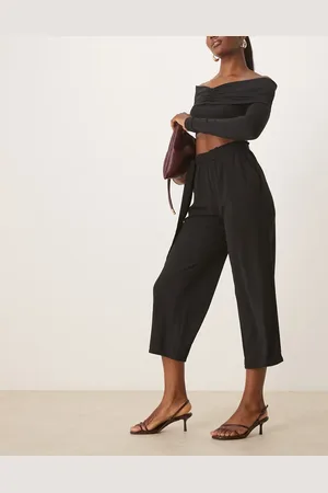 VILA Tie waist straight leg cropped pants in black