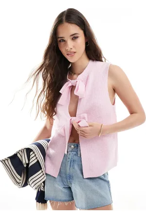 Pieces® Tie front knitted top in light pink