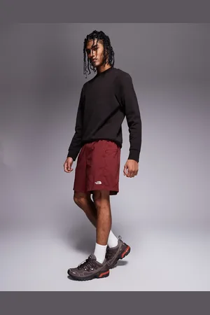 The North Face Class V Pathfinder belted logo shorts in -Red