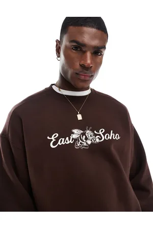Cotton On Cotton On box fit graphic crew neck sweater in dark oak-Brown