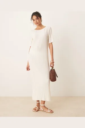Y.A.S Plisse t-shirt maxi dress in cream-White