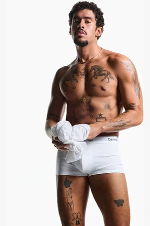 Calvin Klein Icon Cotton Stretch 3 pack darted trunks in white