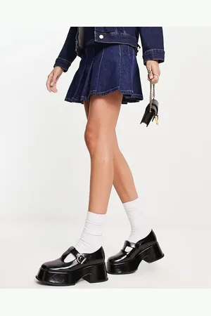 CHARLES & KEITH Patent mary janes in