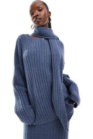 Kaiia Exclusive boucle knit oversized jumper with removable scarf in (part of a set)-Navy