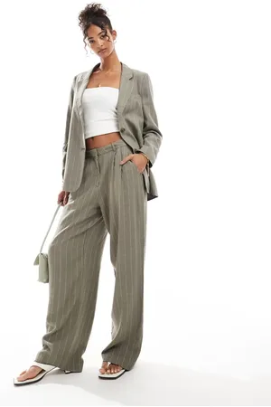 VERO MODA Linen touch pleat front pants in khaki stripe (part of a set)-Green