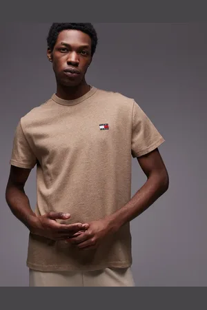 Tommy Hilfiger Regular badge logo t-shirt in beige melange-Neutral