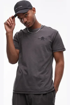 Tommy Hilfiger Crest logo t-shirt in washed