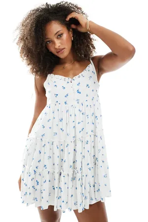 Daisy Street Tiered mini dress in ditsy floral
