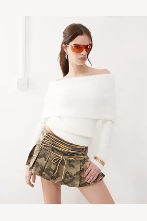 The Kript Low rise micro mini skirt with tie front detail in print-Multi