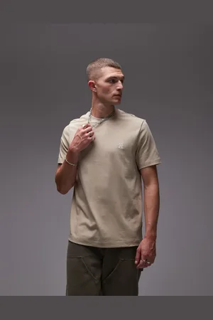 Tommy Hilfiger Monogram logo t-shirt in beige-Neutral