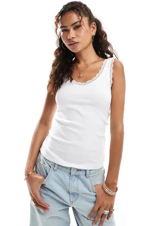 New Look Lace trim singlet in