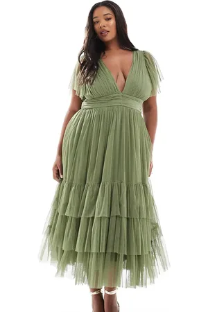 Lace & Beads Bridesmaid Madison midi dress in -Green