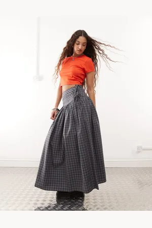COLLUSION Drop waist print maxi skirt in -Multi