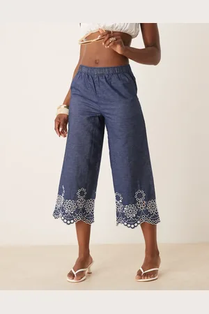 JDY Embroidery detail cropped pants in wash