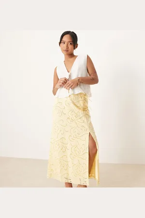 Forever New Linen look maxi skirt in yellow