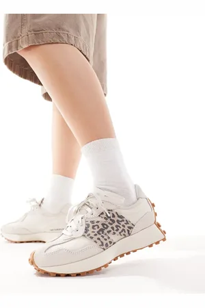 New Balance 327 animal sneakers in and leopard