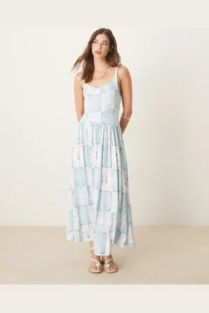 ASOS Crinkle sweetheart neck midi dress in print-Multi